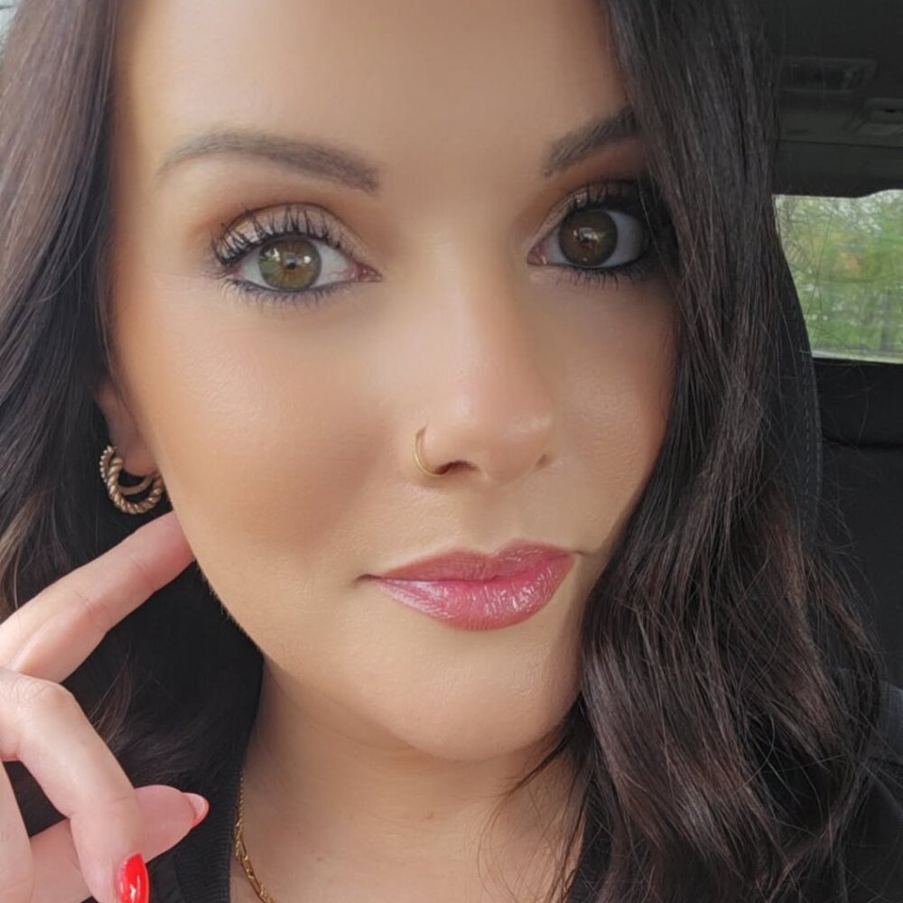 Meet your Posher, Becky